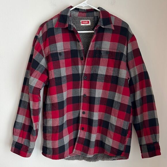 Wrangler Men Red gray Plaid Shirt jacket Shacket fleece lined quilted flannel M - Picture 1 of 12